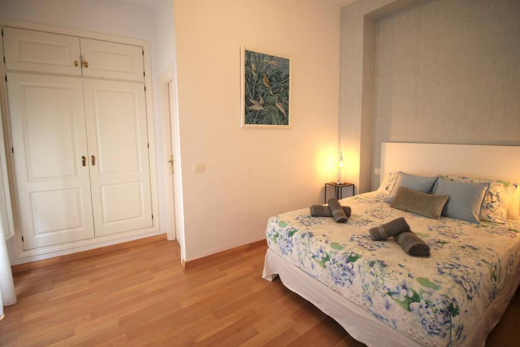 Bonito Y Silencioso Apartamento - Centro Historico Malaga Luaran gambar