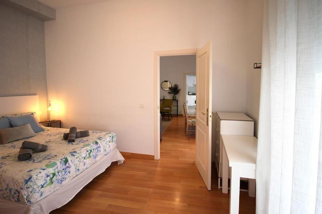 Bonito Y Silencioso Apartamento - Centro Historico Malaga Luaran gambar